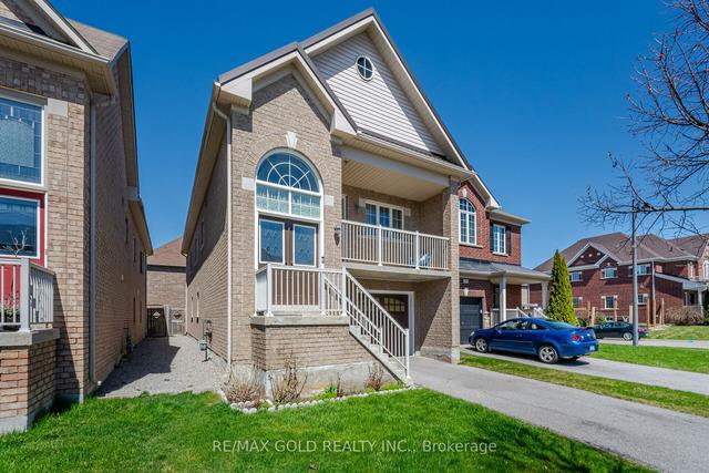 36 Mckenzie Way, House detached with 3 bedrooms, 2 bathrooms and 3 parking in Bradford West Gwillimbury ON | Image 12