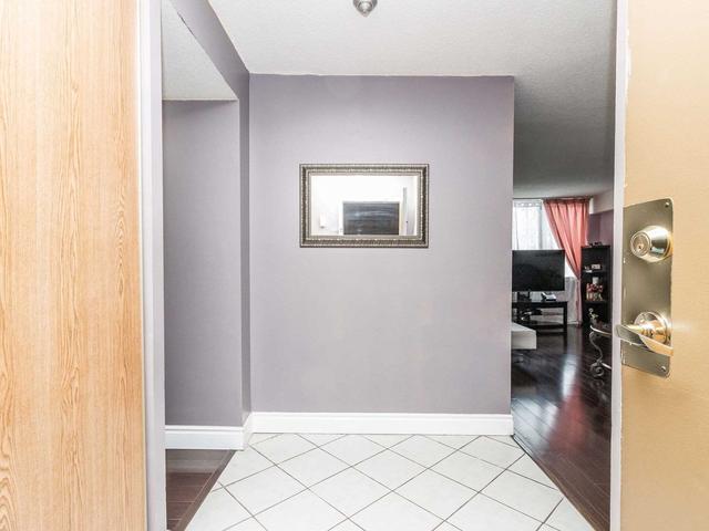 1604 - 10 Markbrook Lane, Condo with 2 bedrooms, 2 bathrooms and 1 parking in Toronto ON | Image 35
