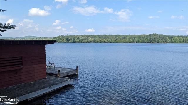 1071 Wolf Bay Road, House detached with 4 bedrooms, 1 bathrooms and 4 parking in Lake of Bays ON | Image 12