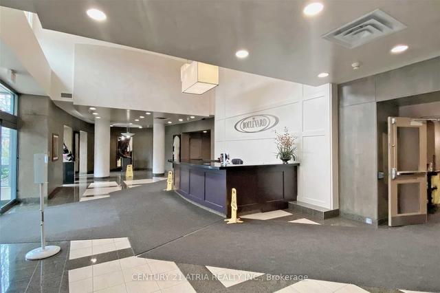1603 - 188 Doris Ave, Condo with 3 bedrooms, 2 bathrooms and 1 parking in Toronto ON | Image 27