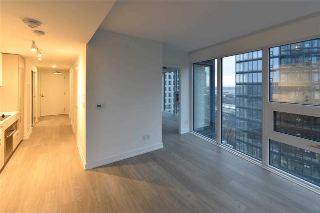 2207 - 19 Western Battery Rd, Condo with 2 bedrooms, 2 bathrooms and 1 parking in Toronto ON | Image 17