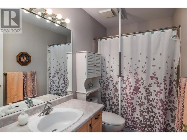 301 - 3858 Brown Road, Condo with 2 bedrooms, 2 bathrooms and 1 parking in West Kelowna BC | Image 13