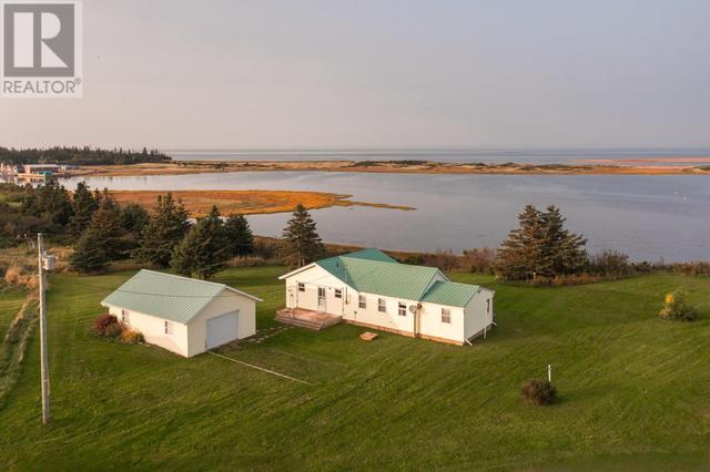 24 Harbour View Court, House detached with 3 bedrooms, 2 bathrooms and null parking in Malpeque Bay, Part 2 PE | Image 1