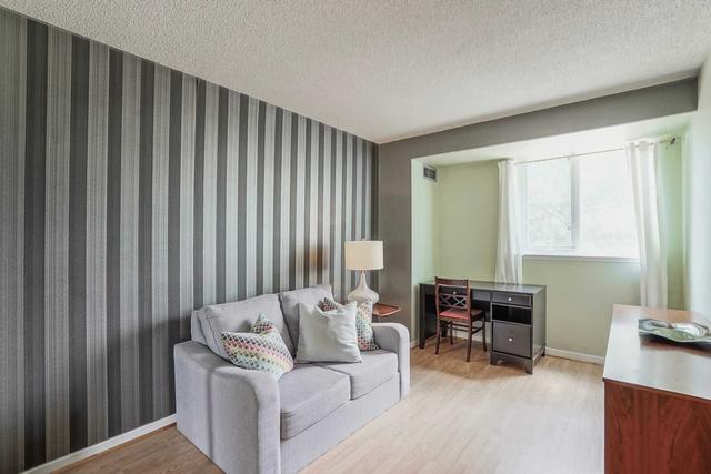 201 - 15 Sewells Rd, Condo with 2 bedrooms, 1 bathrooms and 1 parking in Toronto ON | Image 11