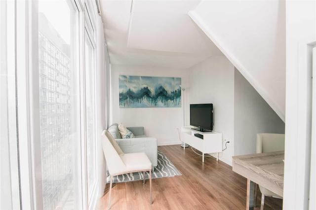 1708E - 36 Lisgar St, Condo with 1 bedrooms, 2 bathrooms and null parking in Toronto ON | Image 5