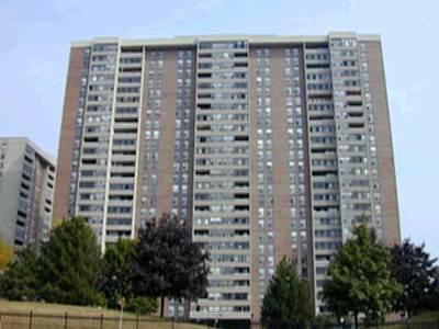 1712 - 18 Knightsbridge Rd, Condo with 3 bedrooms, 2 bathrooms and 1 parking in Brampton ON | Image 1