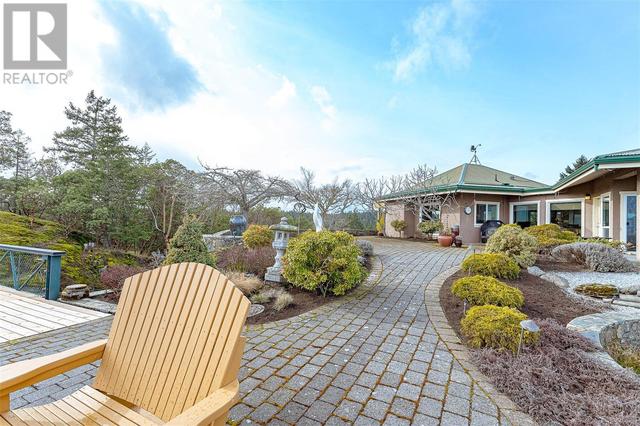 4303 Munn Rd, House detached with 5 bedrooms, 4 bathrooms and 8 parking in Highlands BC | Image 75