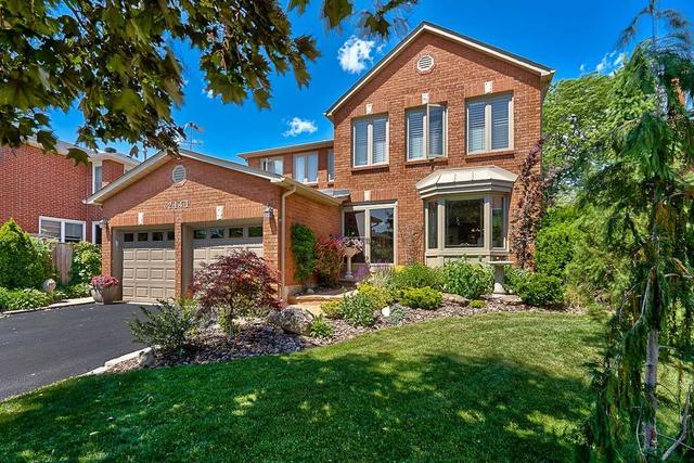 2141 Glenora Dr, House detached with 4 bedrooms, 4 bathrooms and 4 parking in Oakville ON | Card Image
