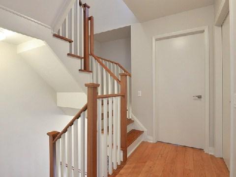 th1 - 15 Valhalla Inn Rd, Townhouse with 4 bedrooms, 3 bathrooms and 1 parking in Toronto ON | Image 8