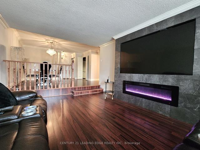 304 - 255 Bamburgh Circ, Condo with 3 bedrooms, 2 bathrooms and 2 parking in Toronto ON | Image 37