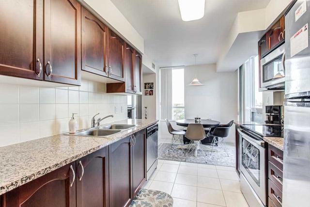 1806 - 35 Hollywood Ave, Condo with 2 bedrooms, 2 bathrooms and 1 parking in Toronto ON | Image 12