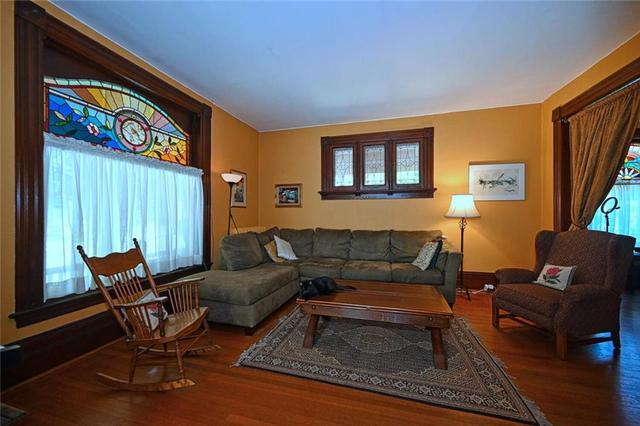13 Church Street, House detached with 5 bedrooms, 2 bathrooms and 2 parking in Brockville ON | Image 7