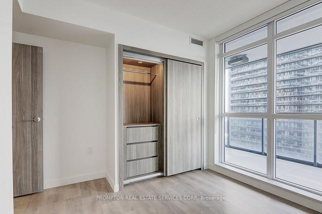 2111 - 38 Widmer St, Condo with 3 bedrooms, 2 bathrooms and 0 parking in Toronto ON | Image 38