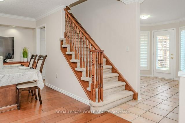 1748 Samuelson Circ, House semidetached with 3 bedrooms, 3 bathrooms and 2 parking in Mississauga ON | Image 39