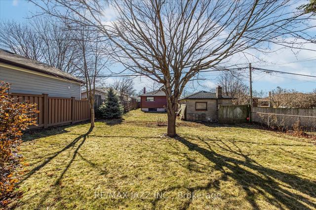 757 Phillip Murray Ave, House detached with 3 bedrooms, 2 bathrooms and 3 parking in Oshawa ON | Image 27