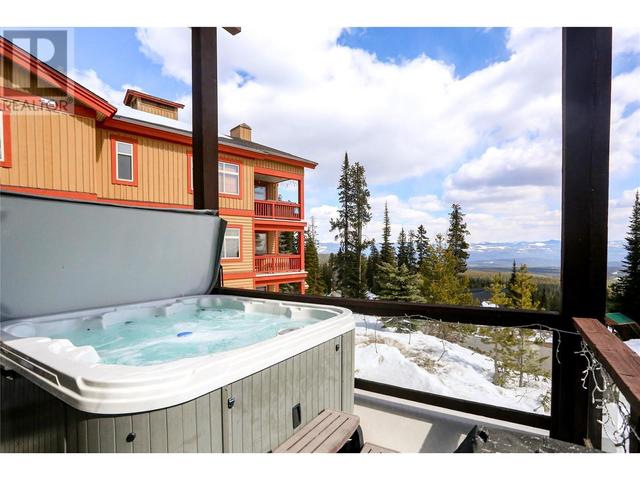 d - 5875 Snowpines Way, House attached with 4 bedrooms, 3 bathrooms and 2 parking in Kootenay Boundary E BC | Image 17
