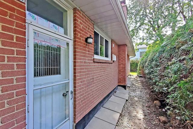 22 Ramona Blvd, House detached with 3 bedrooms, 2 bathrooms and 4 parking in Markham ON | Image 27