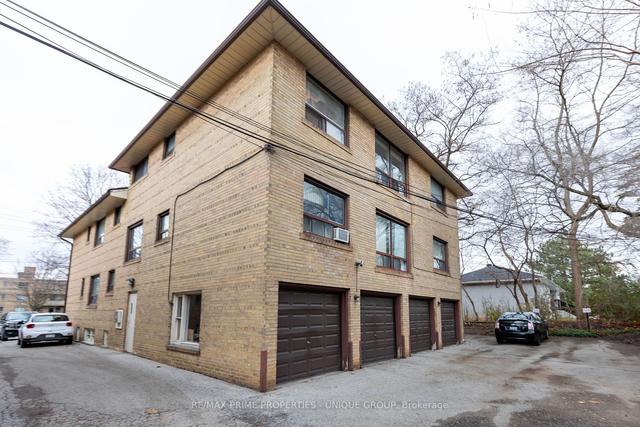 157 Berry Rd, House detached with 8 bedrooms, 4 bathrooms and 6 parking in Toronto ON | Image 28