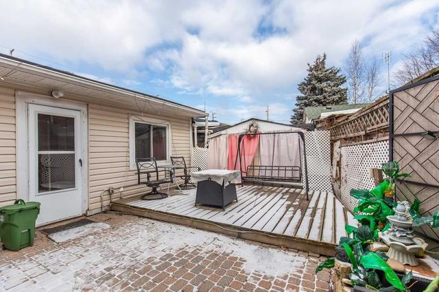 208 Bay St N, House semidetached with 3 bedrooms, 1 bathrooms and 0 parking in Hamilton ON | Image 15
