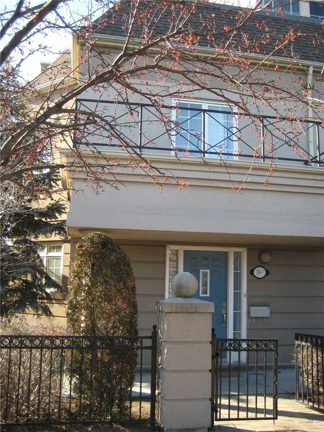 th07 - 3 Rean Dr, Townhouse with 3 bedrooms, 3 bathrooms and 2 parking in Toronto ON | Image 1