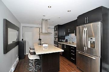 th04 - 2366 Queen St E, Townhouse with 2 bedrooms, 2 bathrooms and 1 parking in Toronto ON | Image 2
