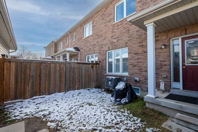 2418 Earl Grey Ave, House attached with 3 bedrooms, 3 bathrooms and 3 parking in Pickering ON | Image 26