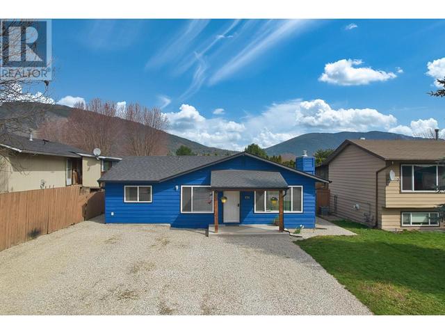 4731 71 Avenue Ne, House detached with 4 bedrooms, 1 bathrooms and null parking in Salmon Arm BC | Image 1