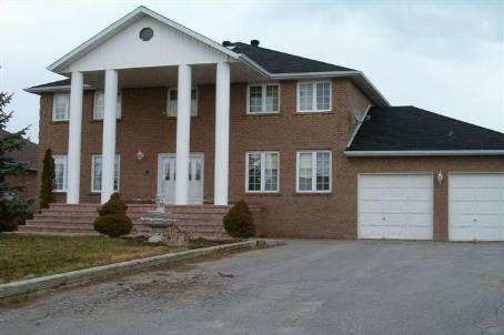 837 Church Dr, House detached with 4 bedrooms, 3 bathrooms and 10 parking in Innisfil ON | Image 1