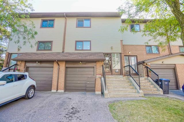 25 Carleton Pl, Townhouse with 3 bedrooms, 3 bathrooms and 1 parking in Brampton ON | Image 1