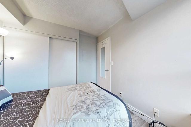 2903 - 38 Lee Centre Dr, Condo with 2 bedrooms, 2 bathrooms and 1 parking in Toronto ON | Image 22
