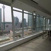 2004 - 30 Nelson St E, Condo with 2 bedrooms, 2 bathrooms and 1 parking in Toronto ON | Image 12