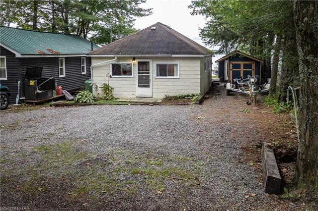 1192 North Kahshe Lake Road, House detached with 3 bedrooms, 1 bathrooms and 4 parking in Gravenhurst ON | Image 2