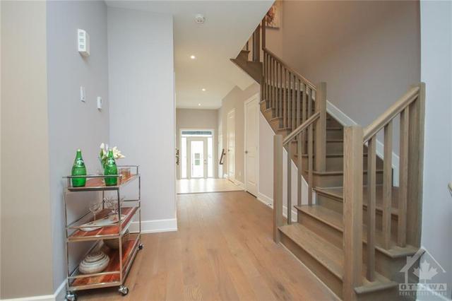 182 Overberg Way, Townhouse with 3 bedrooms, 4 bathrooms and 2 parking in Ottawa ON | Image 14