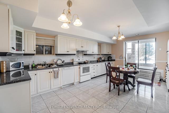 34 Estateview Circ, House detached with 5 bedrooms, 5 bathrooms and 25 parking in Brampton ON | Image 28