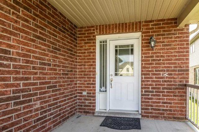 205 Huck Cres, House semidetached with 3 bedrooms, 3 bathrooms and 3 parking in Kitchener ON | Image 29