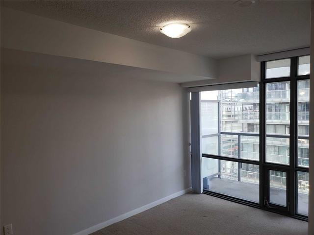 809 - 38 Grenville St, Condo with 2 bedrooms, 2 bathrooms and 1 parking in Toronto ON | Image 10