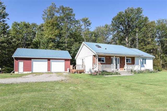 849 1st Conc Road S, House detached with 3 bedrooms, 1 bathrooms and 10 parking in Haldimand County ON | Image 4