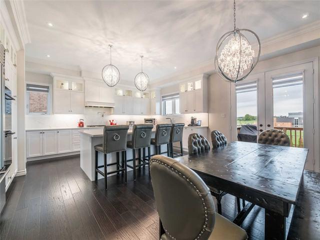 38 Whitebirch Lane, House detached with 4 bedrooms, 5 bathrooms and 9 parking in East Gwillimbury ON | Image 3