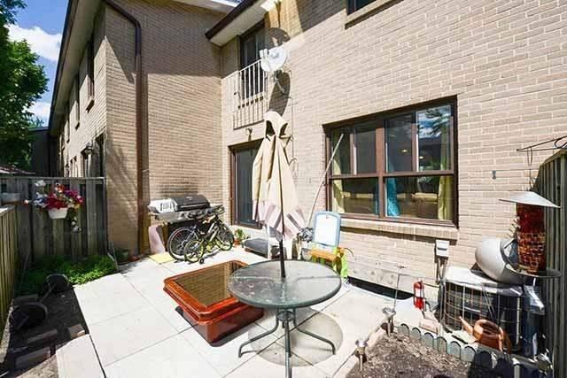 173 Fleetwood Crescent Cres, Townhouse with 3 bedrooms, 2 bathrooms and 1 parking in Brampton ON | Image 10