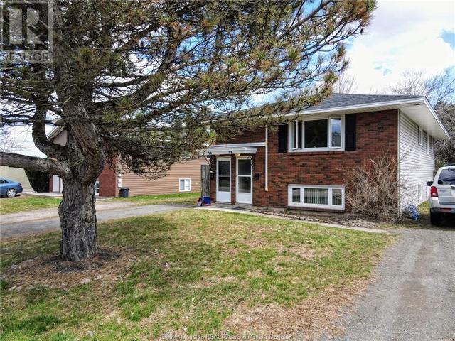 16 18 Mcclelan, House other with 5 bedrooms, 2 bathrooms and null parking in Riverview NB | Image 1