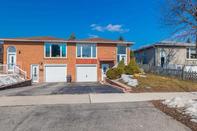 35 Heatherside Dr, House semidetached with 3 bedrooms, 2 bathrooms and 3 parking in Toronto ON | Image 12