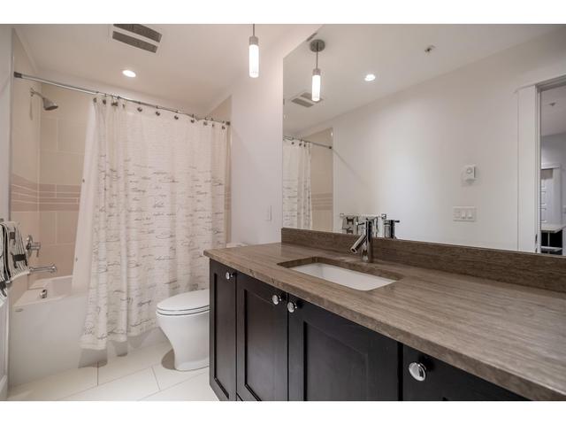 104 - 15175 36 Avenue, Condo with 2 bedrooms, 2 bathrooms and 2 parking in Surrey BC | Image 26