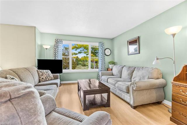 170 Briceland Street, House semidetached with 3 bedrooms, 2 bathrooms and 2 parking in Kingston ON | Image 37