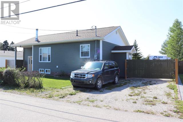 21 O'briens Drive, House detached with 2 bedrooms, 1 bathrooms and null parking in Stephenville NL | Image 2