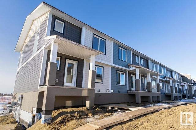 9 - 9250 156 Av Nw, House attached with 3 bedrooms, 2 bathrooms and 2 parking in Edmonton AB | Card Image