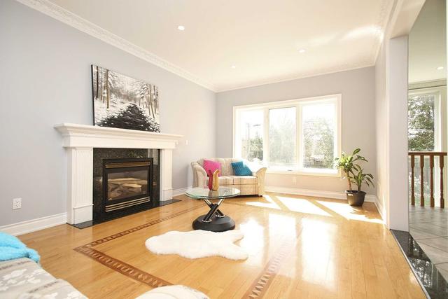 toronto - 17 Partridge Lane, House detached with 4 bedrooms, 5 bathrooms and 11 parking in Toronto ON | Image 7