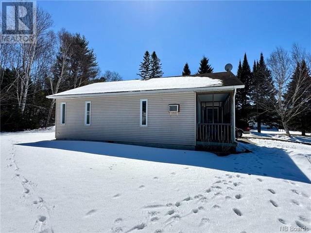 11252 - 105 Route, House detached with 1 bedrooms, 1 bathrooms and null parking in Perth NB | Image 12