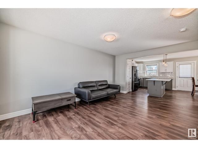 11 - 330 Bulyea Rd Nw Nw, House attached with 3 bedrooms, 1 bathrooms and null parking in Edmonton AB | Image 11