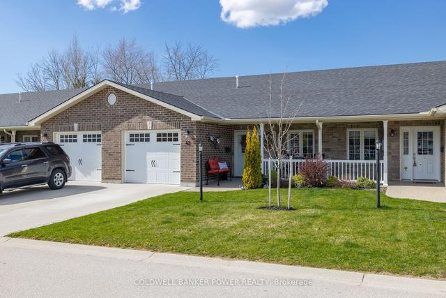 42 Devon Dr, Townhouse with 2 bedrooms, 2 bathrooms and 2 parking in South Huron ON | Image 12