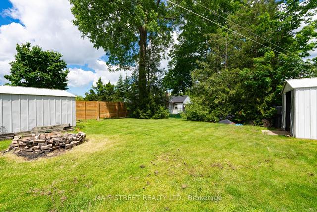 249 Stanley St, House detached with 2 bedrooms, 2 bathrooms and 4 parking in Newmarket ON | Image 16